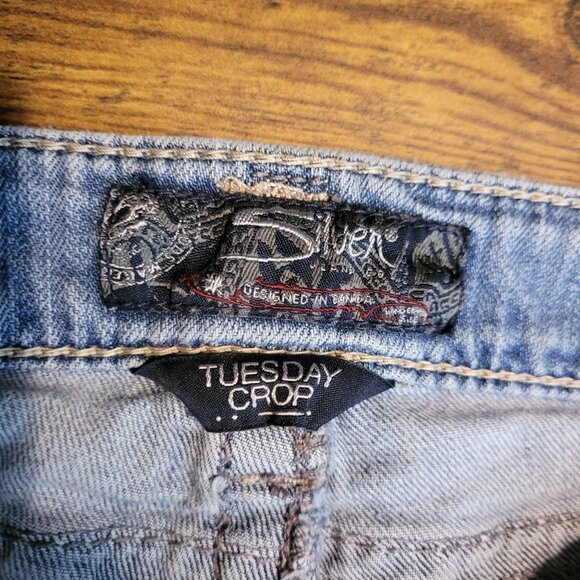 Silver Jeans Size 32 Tuesday Crop Low Rise Tummy Control Thick Stitch Stretch - Picture 5 of 12